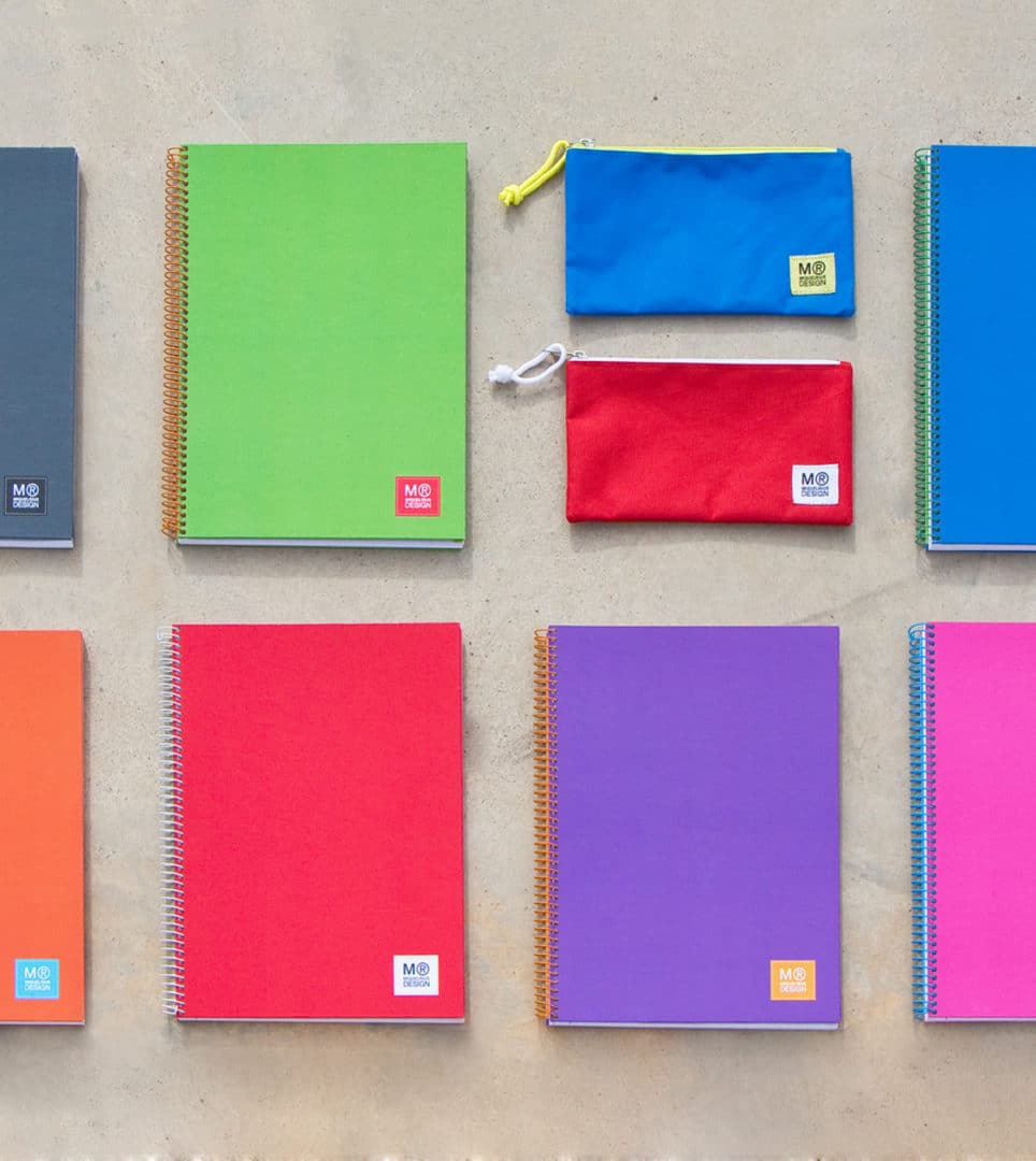 Cuadernos de colores con espiral y estuches de tela diseñados por Nomon Design para Miquelrius.