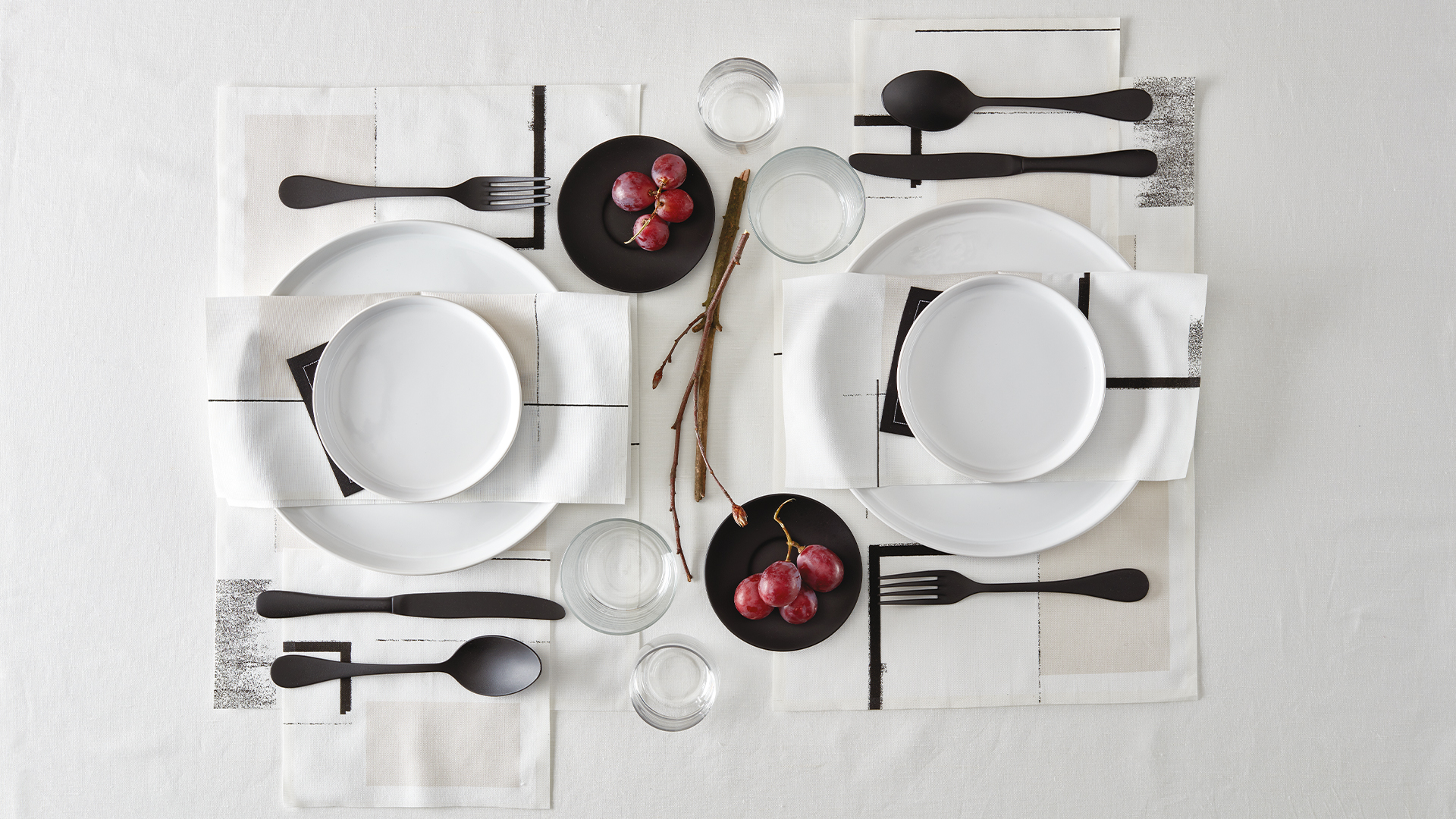 Diseño de producto y colecciones para MY DRAP por Nomon Design, agencia de branding, diseño gráfico y packaging de Barcelona.