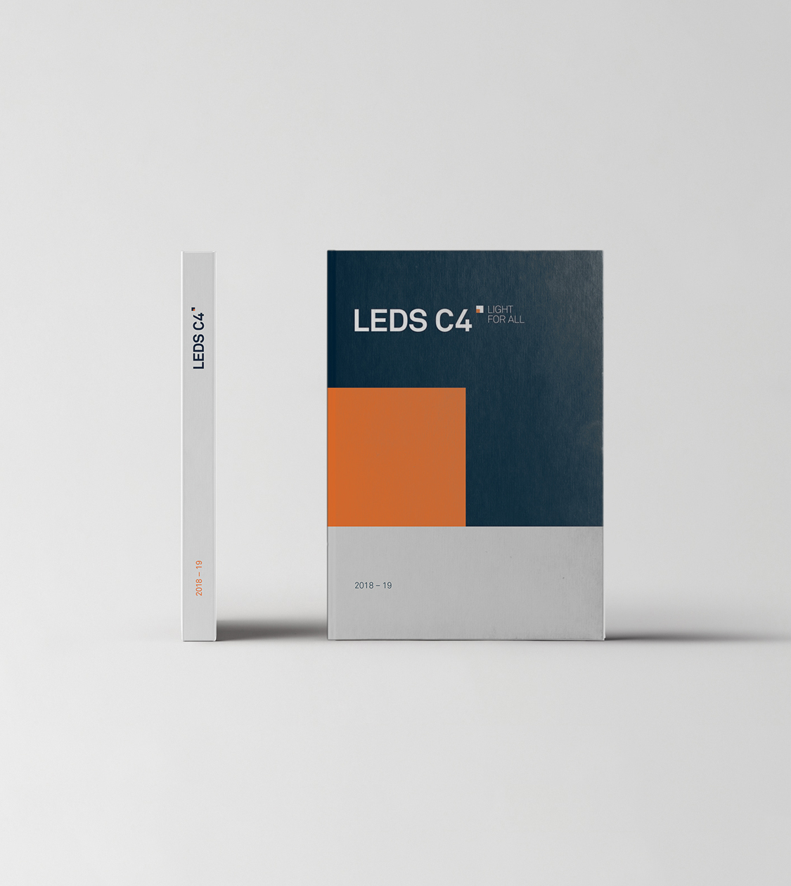 Estrategia de branding para la empresa de iluminación LEDS C4 3 mobile