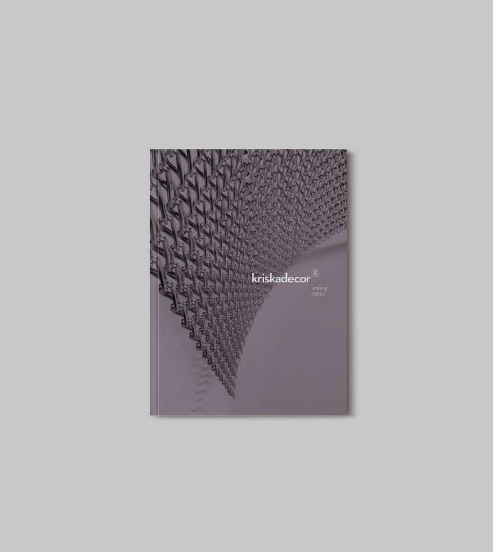 Branding corporativo de Kriskadecor aplicado en portada de la revista por Nomon Design, agencia de branding