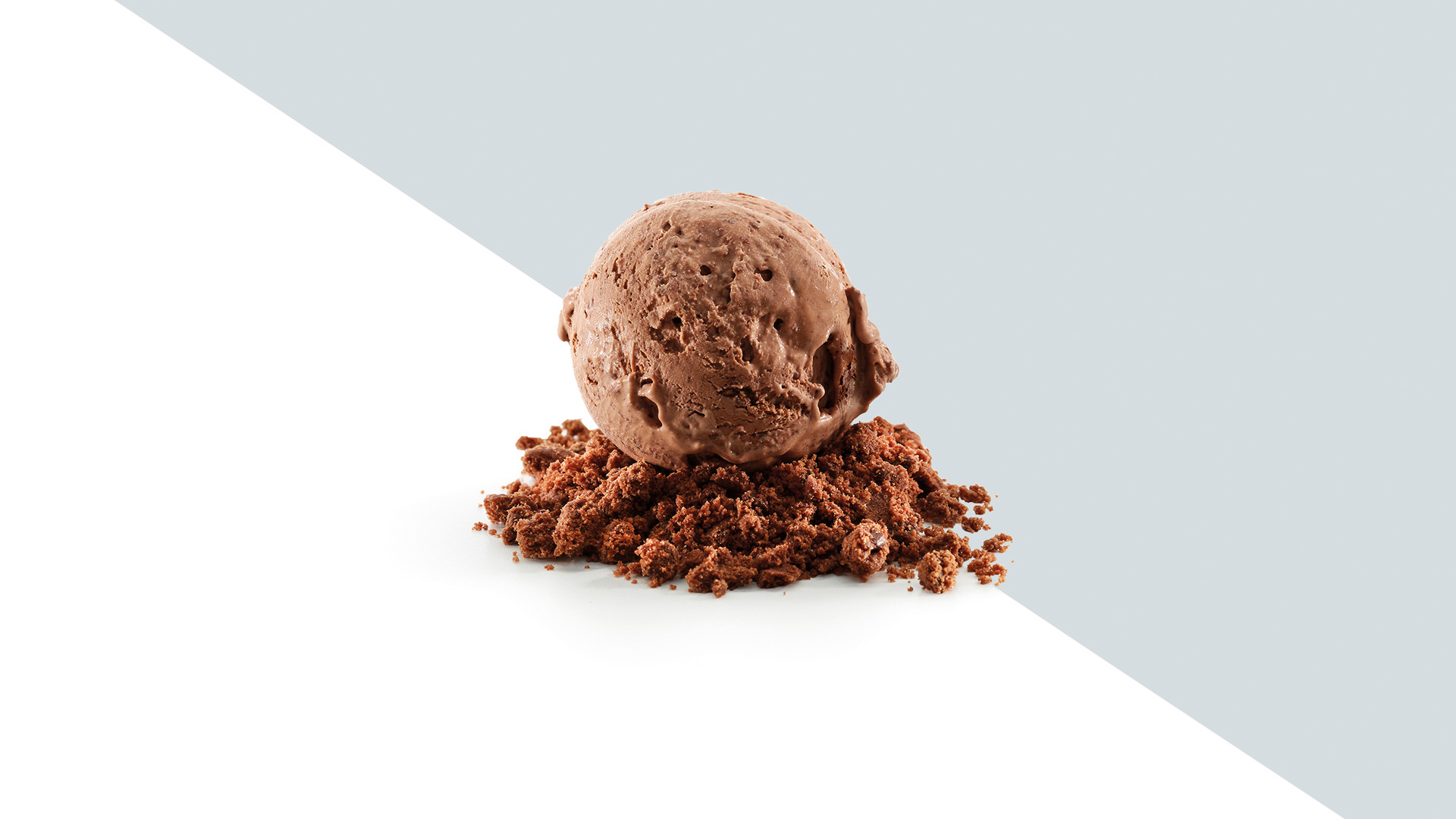 Diseño editorial del catálogo corporativo para Chelats Sarrate 2