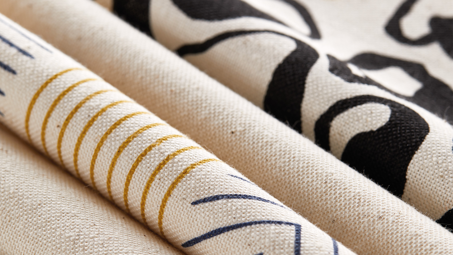 Detalle del diseño de producto y colecciones de MY DRAP por Nomon Design, agencia de branding, diseño gráfico y packaging de Barcelona.