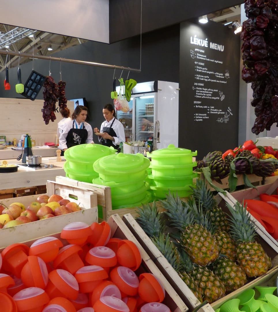 Diseño del retail branding de Lékué por Nomon Design, agencia de branding