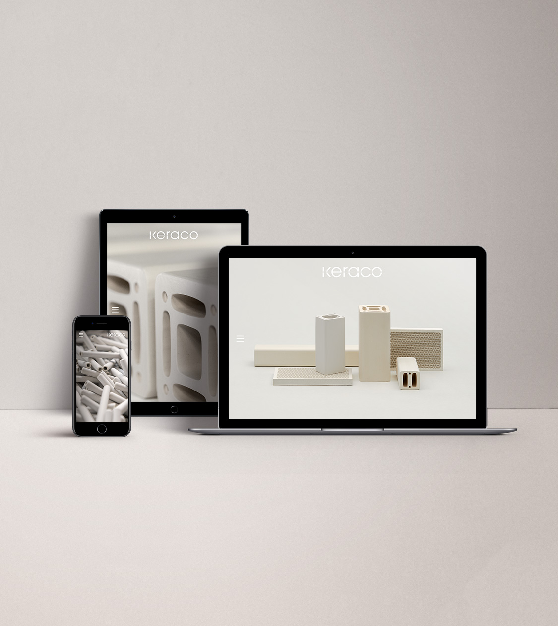 Aplicación del branding corporativo Keraco en su página web por Nomon Design, agencia de branding