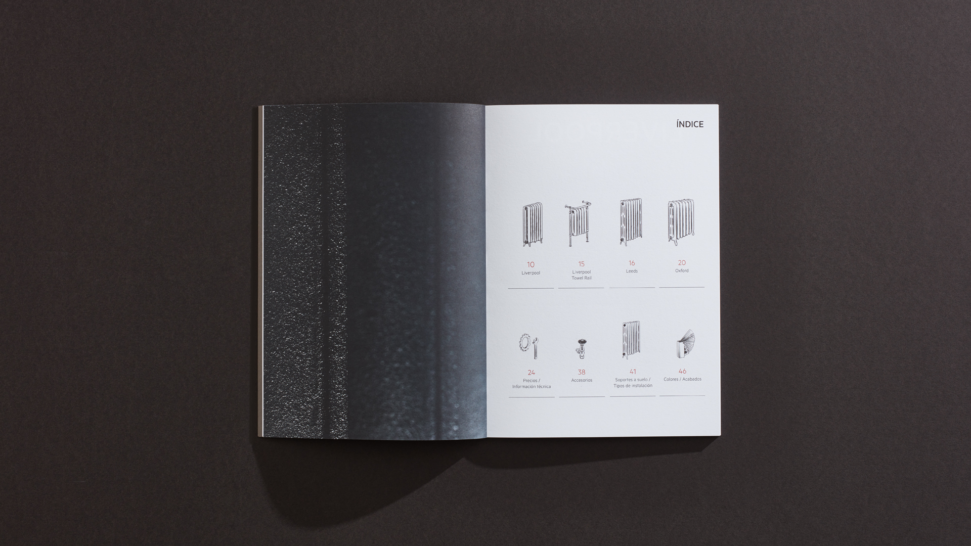 Detalle índice del diseño editorial del catálogo Hierro fundido de IRSAP por Nomon Design, agencia de branding