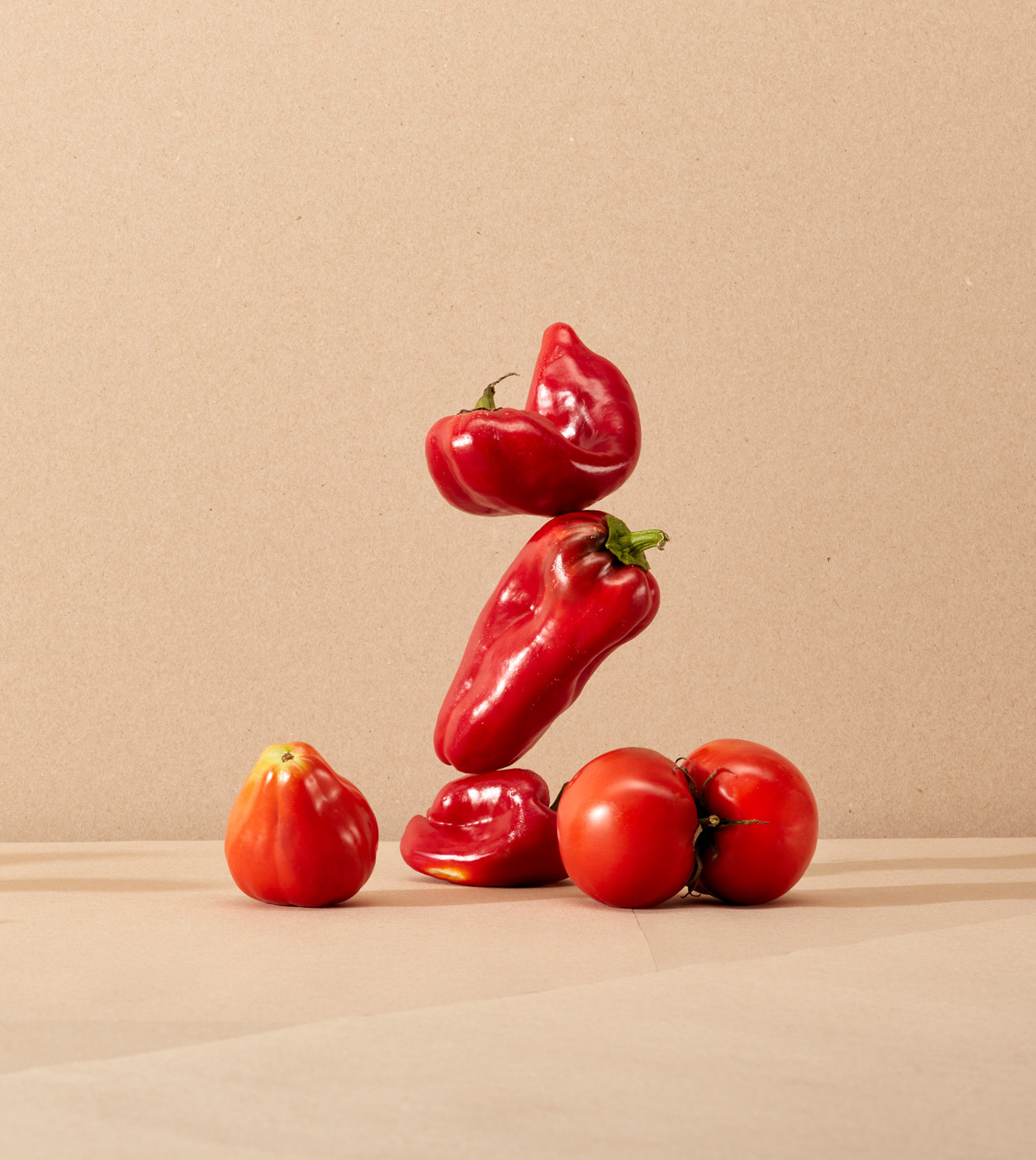 Dirección de arte de la e-commerce de es im-perfect® por Nomon Design, agencia de branding