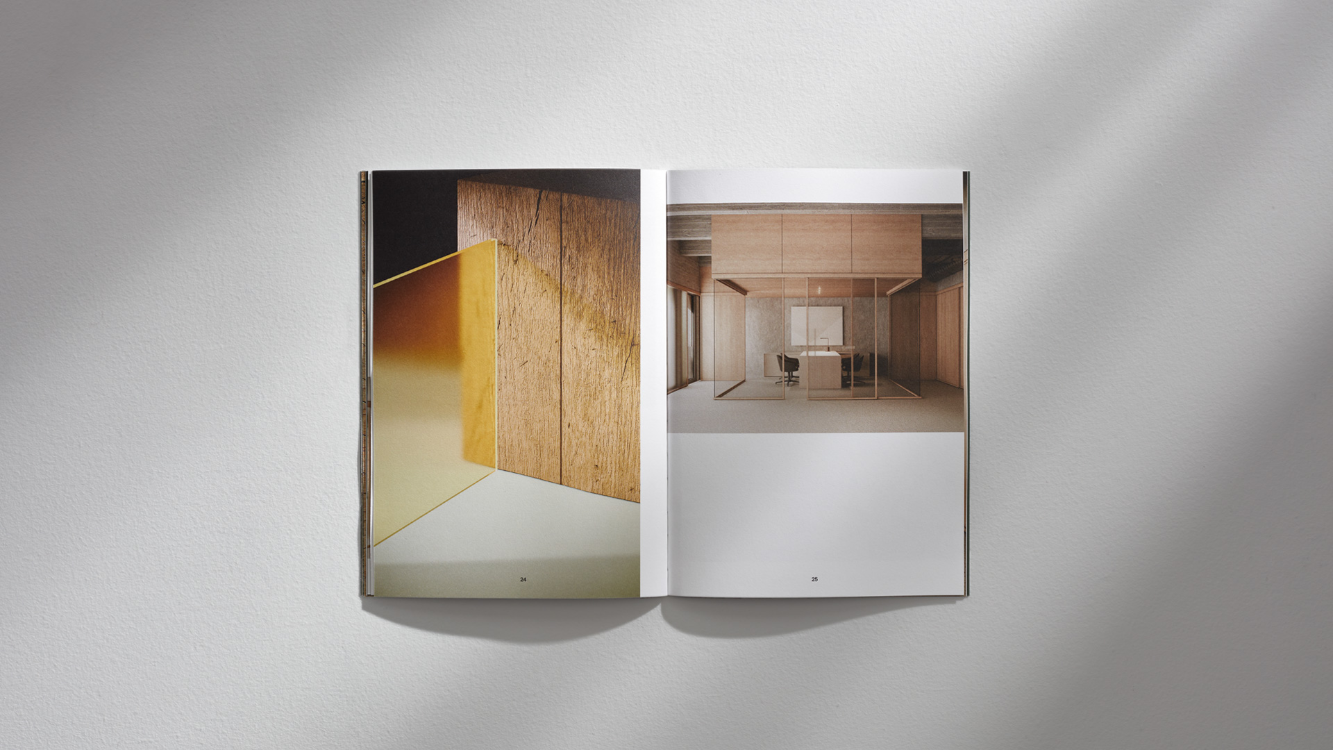 Dirección de arte en el interior del catálogo de Nature by Klein por Nomon Design, agencia de branding