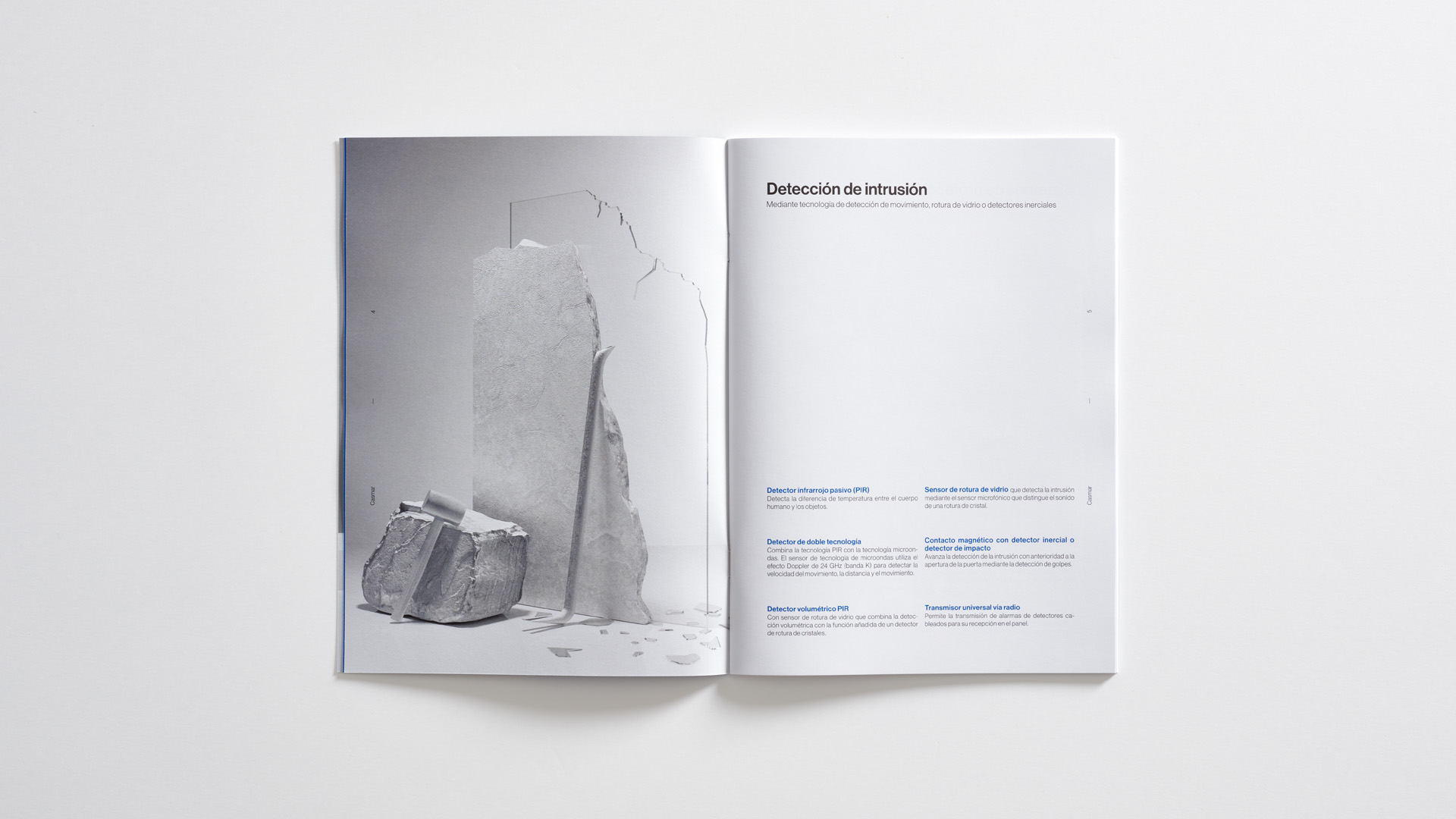 Detalle de la dirección de arte de AX Pro de Casmar por Nomon Design, agencia de branding