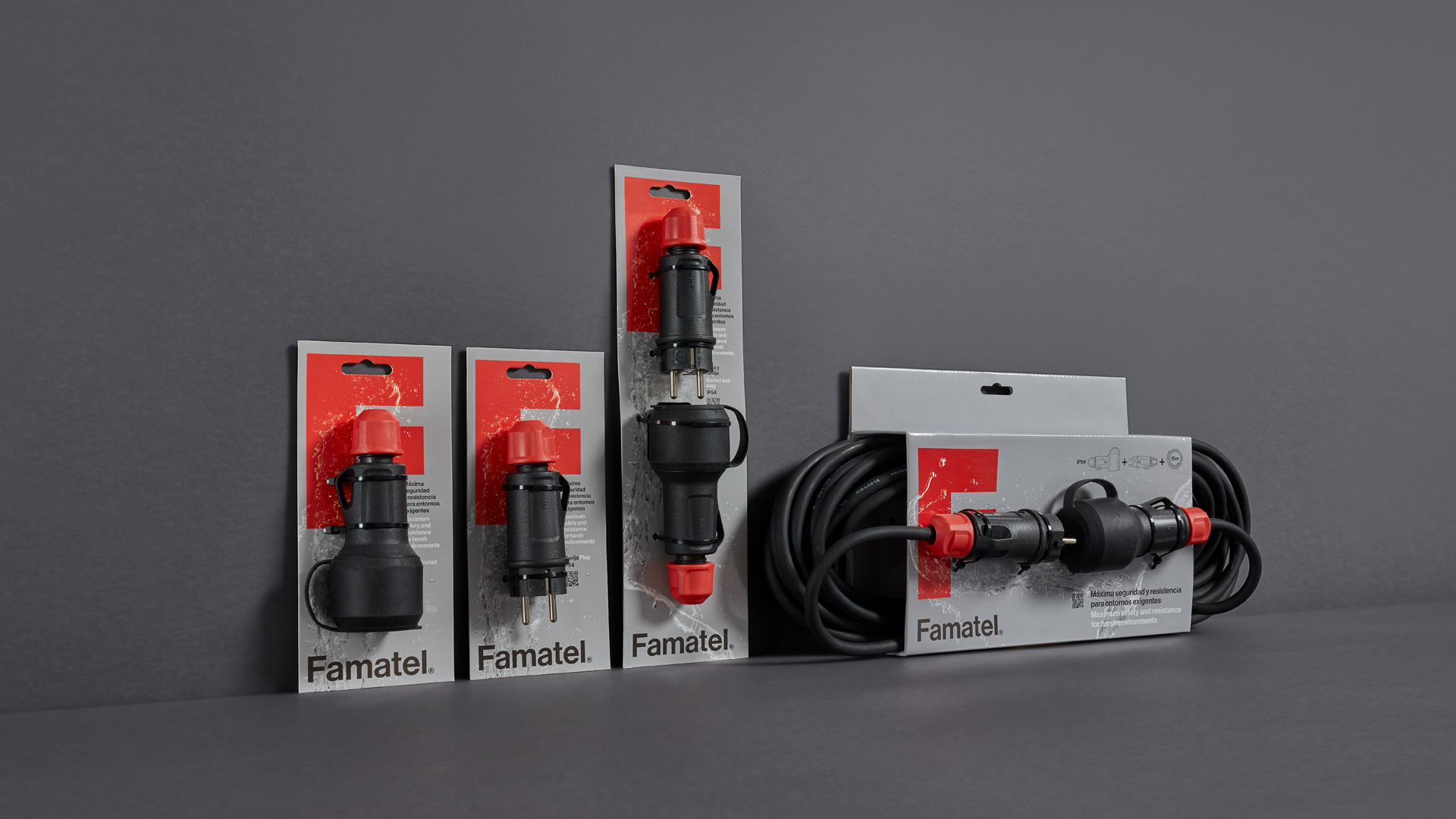Diseño de packaging de la clavija y base IP54 de Famatel