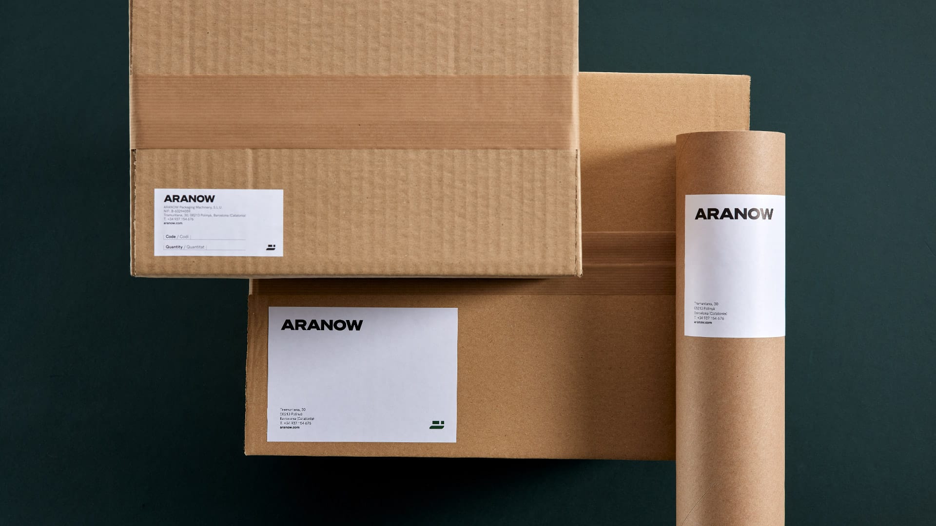 Rediseño del branding corporativo en los materiales de Aranow por NOMON DESIGN, agencia de branding