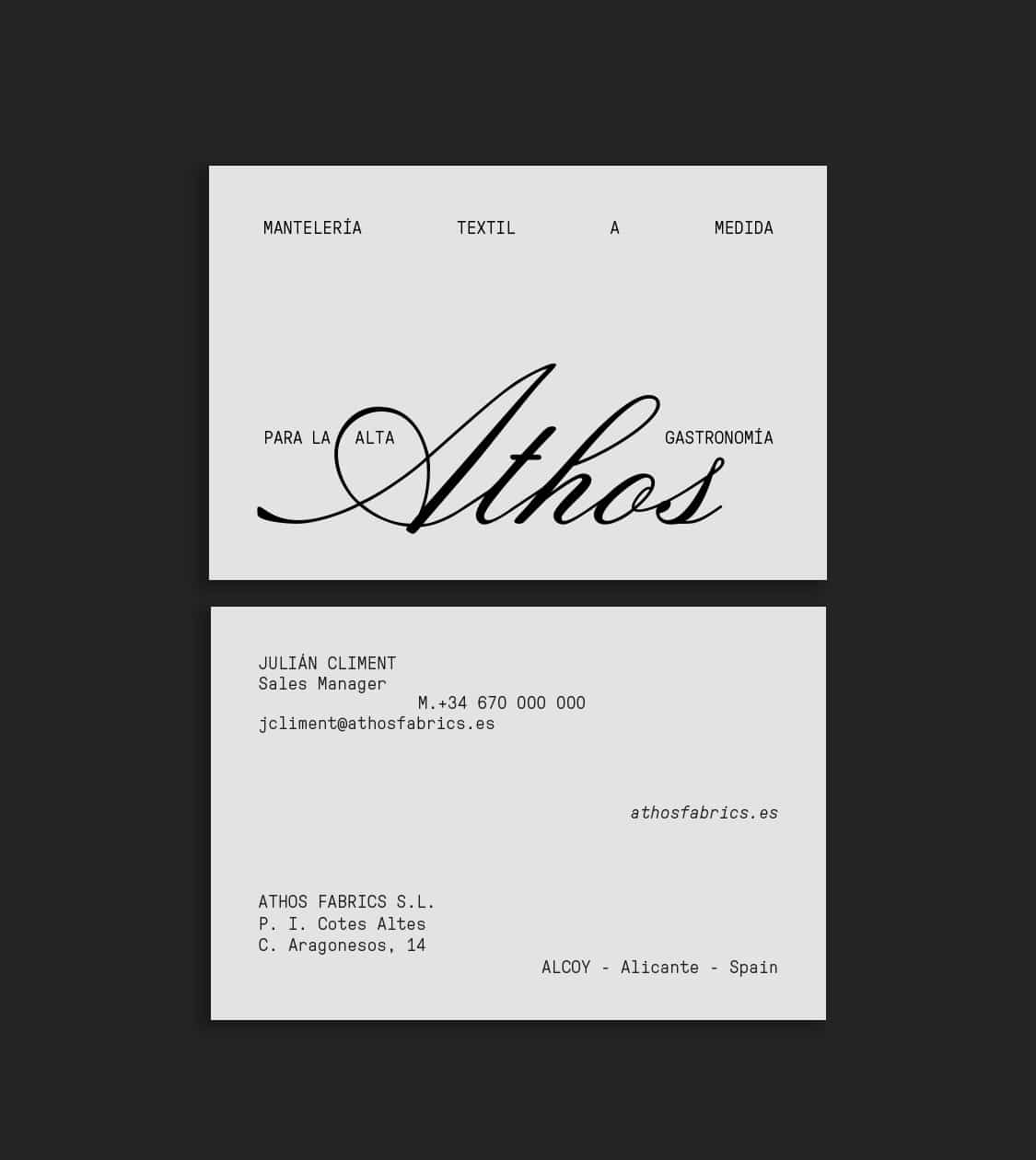 Aplicación del branding corporativo en papelería de Athos diseñado por NOMON DESIGN, agencia de branding de Barcelona
