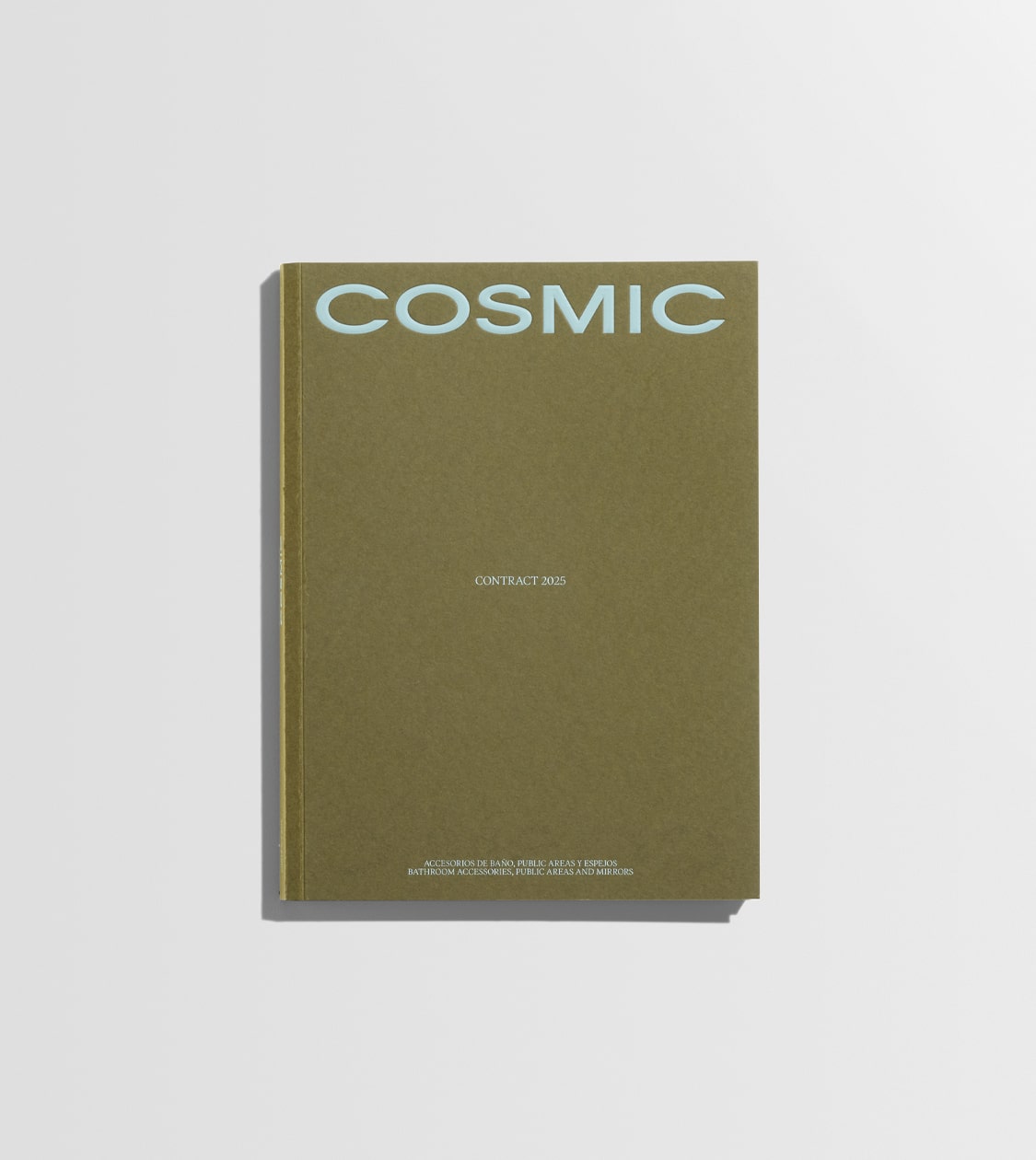 Portada del diseño editorial del catálogo de Cosmic por Nomon Design, agencia de branding de Barcelona